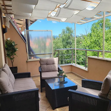 студио лидия Appartamento Velingrad
